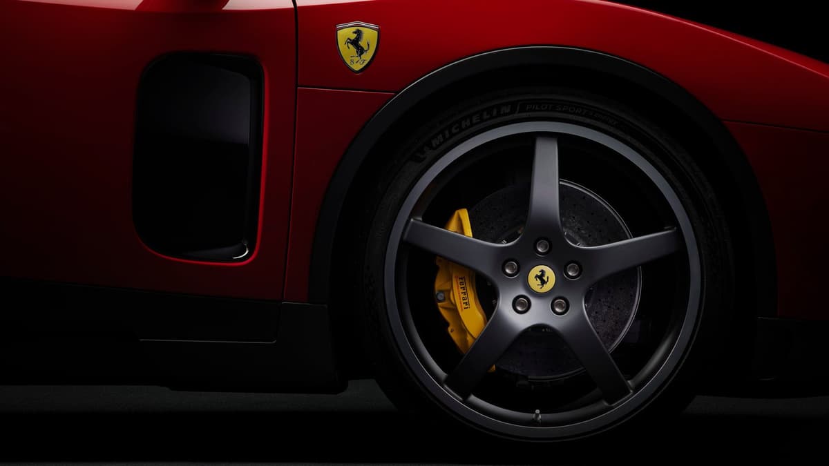 ferrari luce