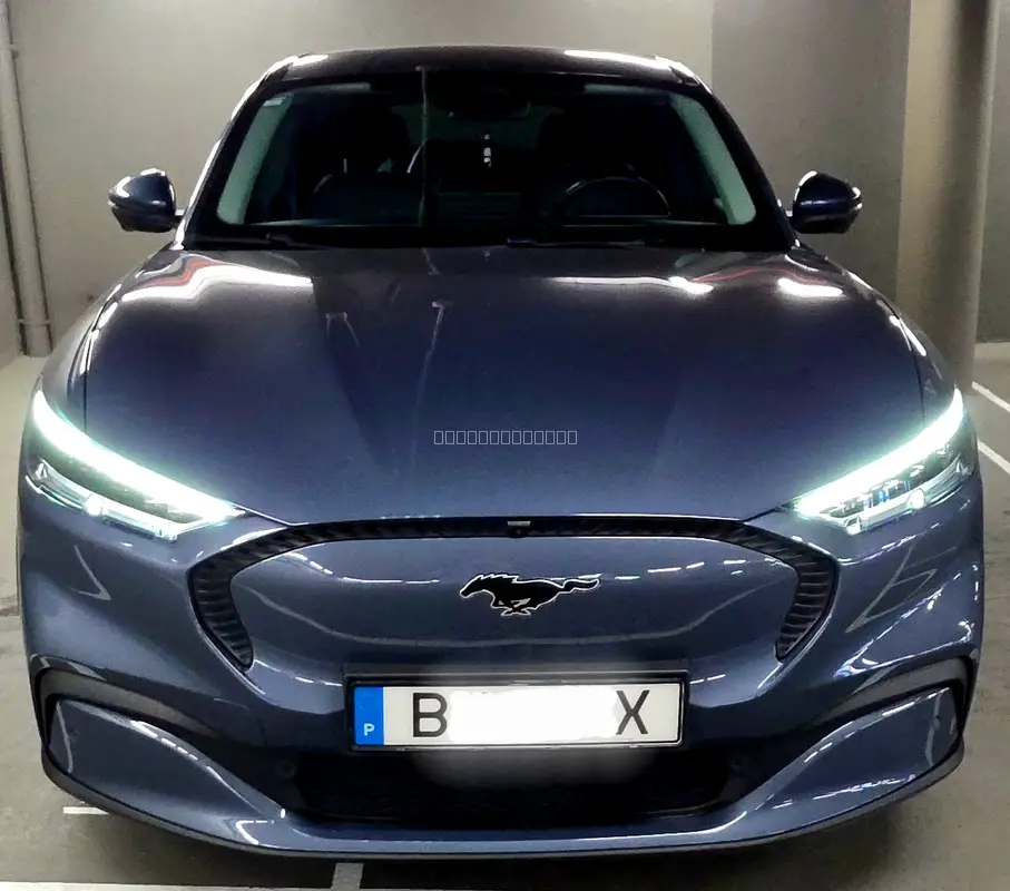 Imagem principal do Ford Mustang Mach-E